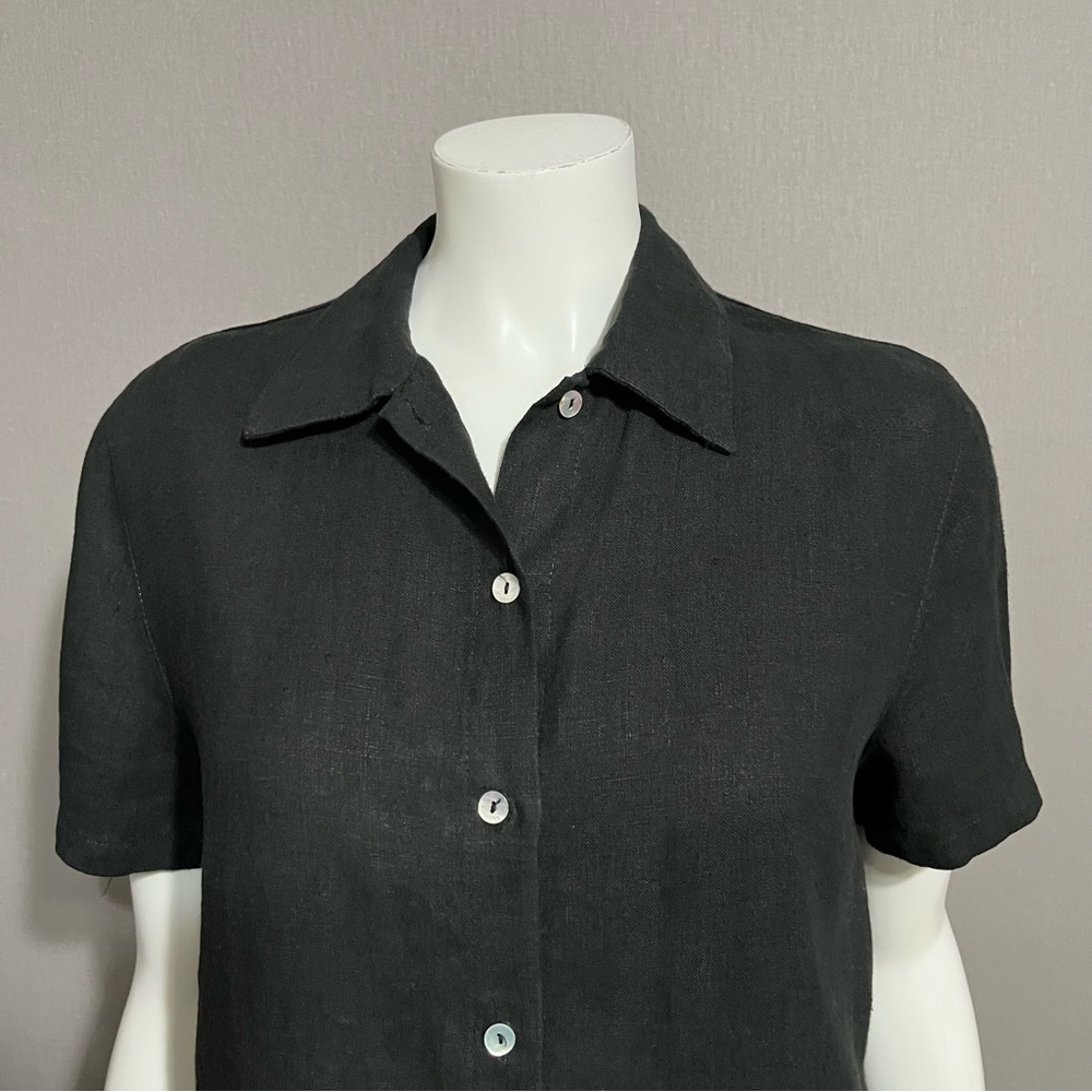 SOLD⭐️Comfy 100% Linen Black Short Sleeve Shirt Sz-Medium - Picture 2 of 9